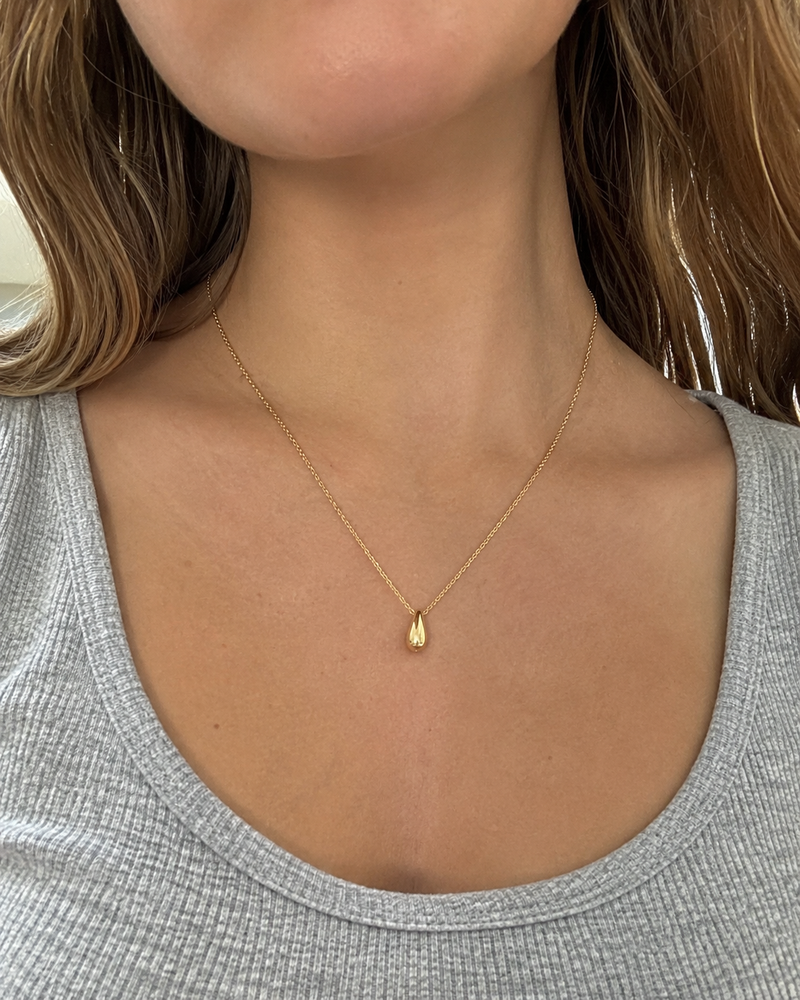 Lavin Necklace